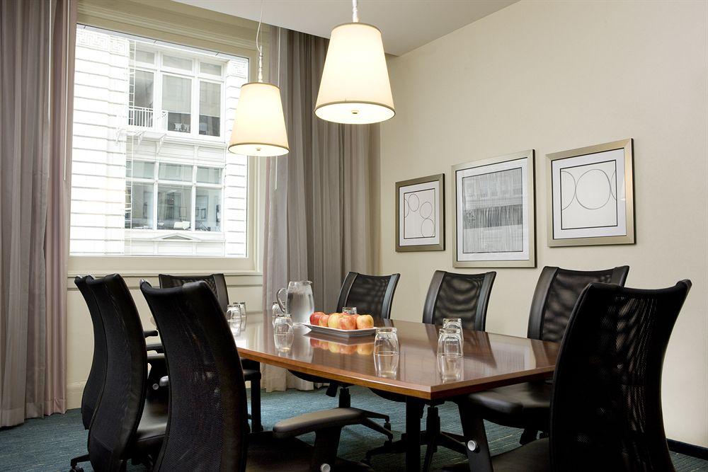Courtyard Seattle Downtown / Pioneer Square Otel Dış mekan fotoğraf